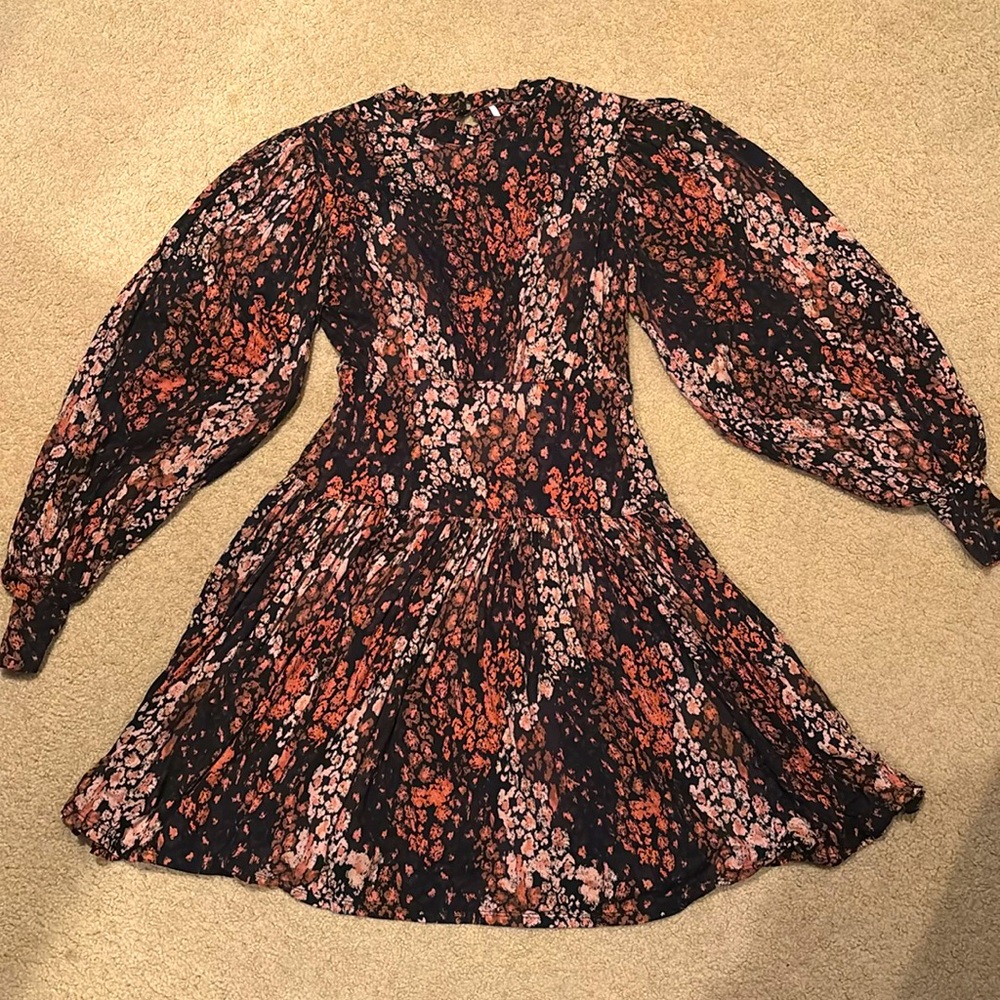 Free people dress. Never worn.